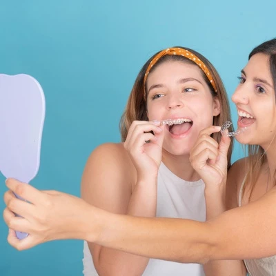 Cómo elegir tus alineadores invisibles