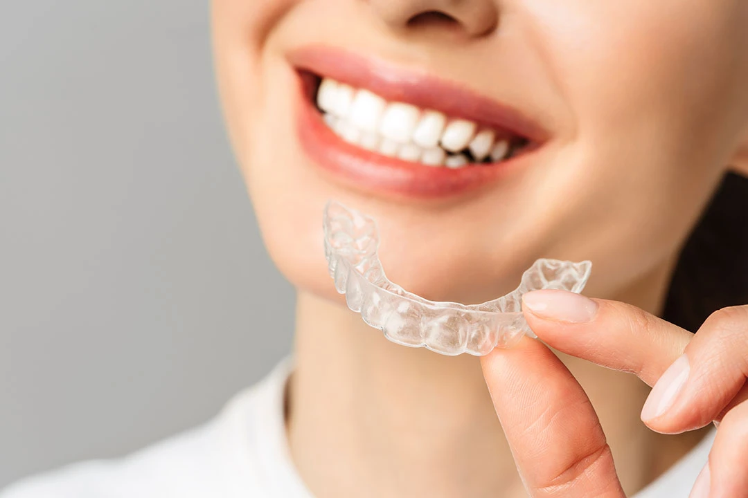 El 80% de los mexicanos no sonríen por vergüenza de su dentadura